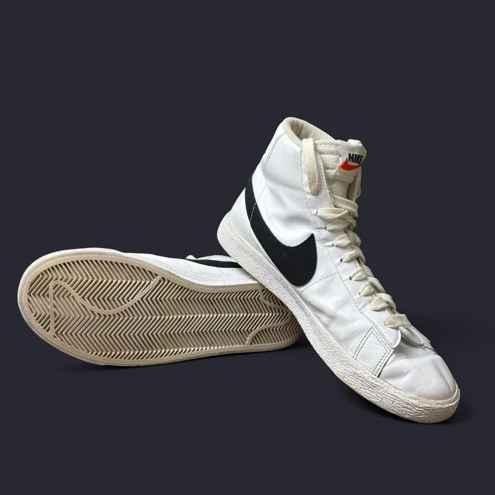 Boys Size 6.5Y - Nike Blazer Mid 77 Vintage White Athletic Shoes CZ7531-100